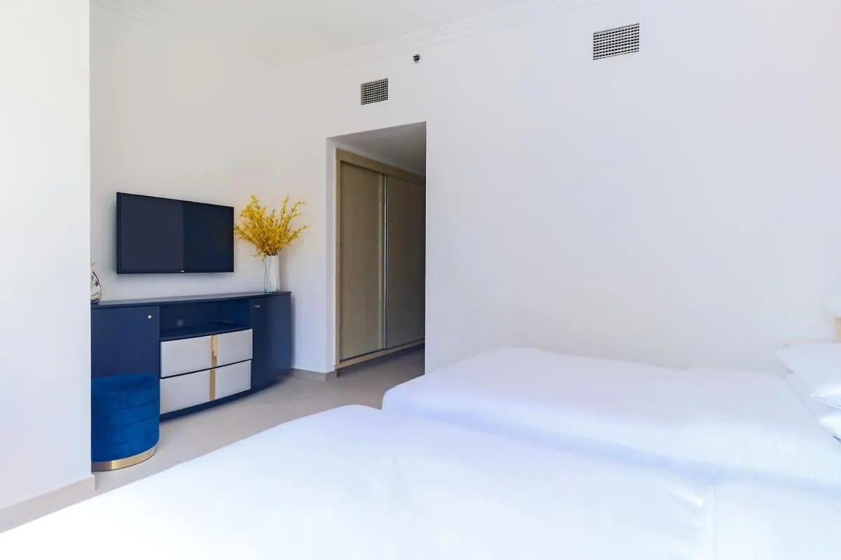 Luxury Stay Private Beach Access Dubaj